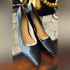 Marc Fisher Dark Textured Heels